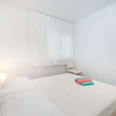 Apartment Bari - 140 M From Beach