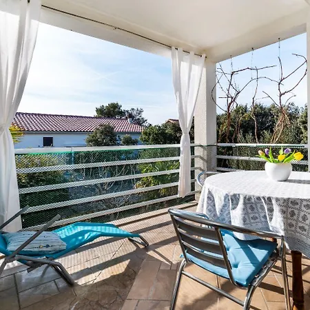 Bari - 140 M From Beach Apartment