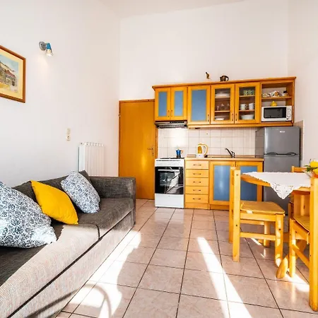 Apartment Bari - 140 M From Beach *
