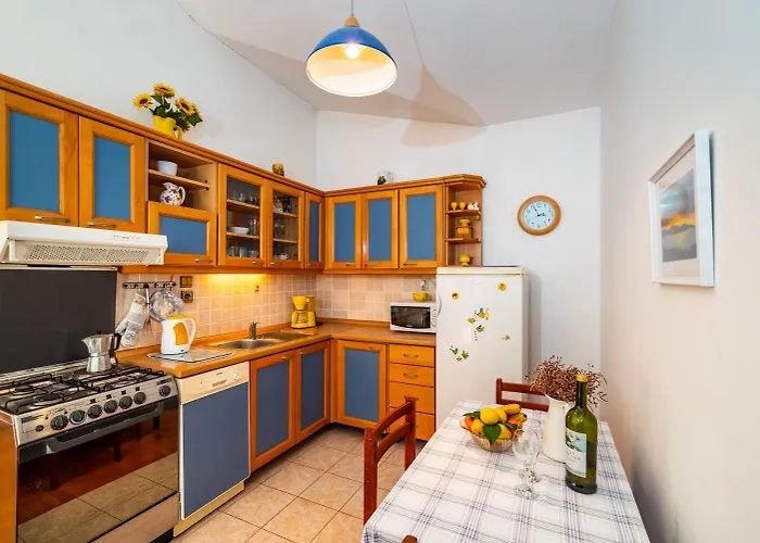 Bari Apartman Mandre