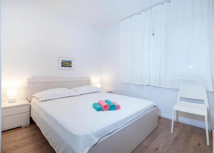 Bari Apartman Mandre