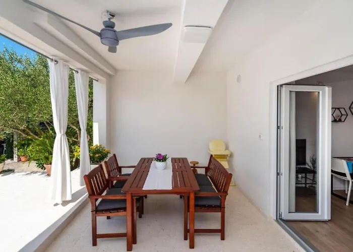 Bari Apartman *